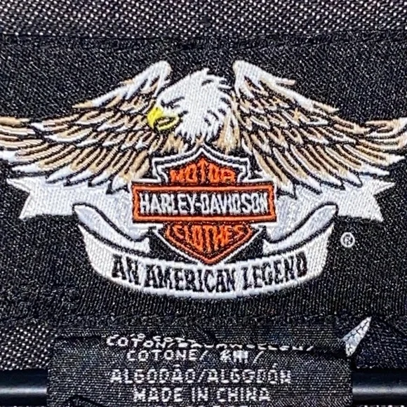 Harley-Davidson size M Charcoal Denim Snap front Shirt. HD skull design on back - Picture 2 of 12